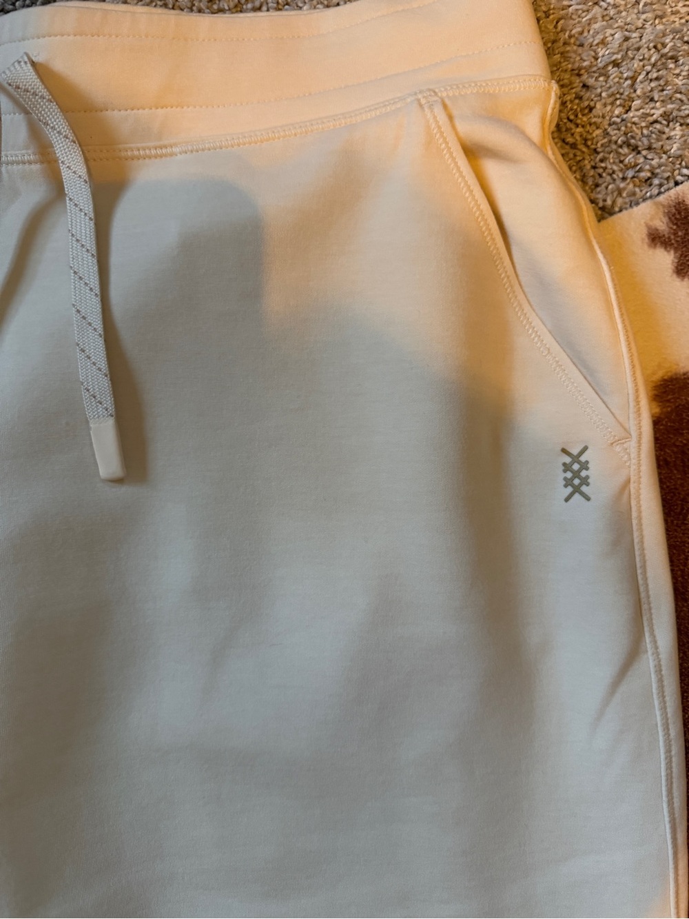 NWOT RHONE DreamGlow Jogger Pants Cream Size L - Picture 5 of 7